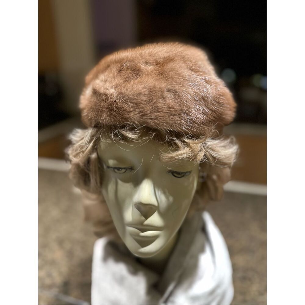 Vintage Bonwit Teller fur hat